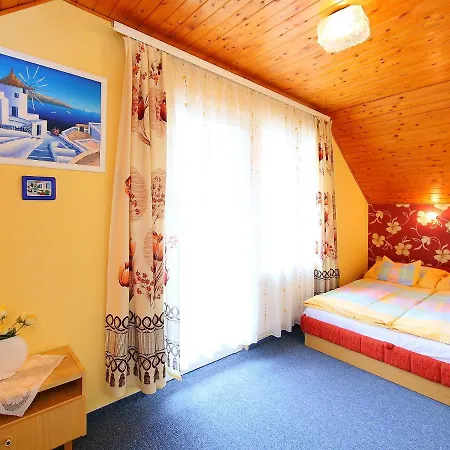 Flamingo By Interhome בית נופש Balatonalmádi