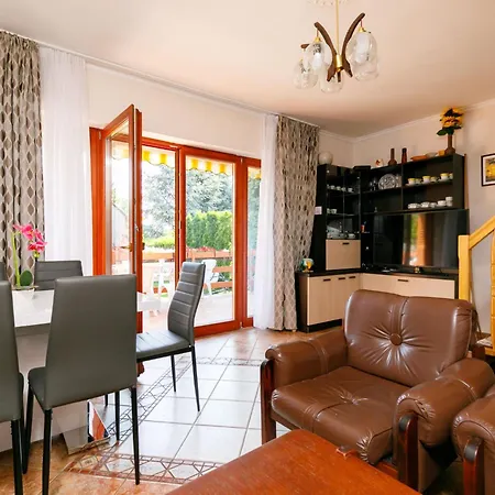 Flamingo By Interhome בית נופש Balatonalmádi